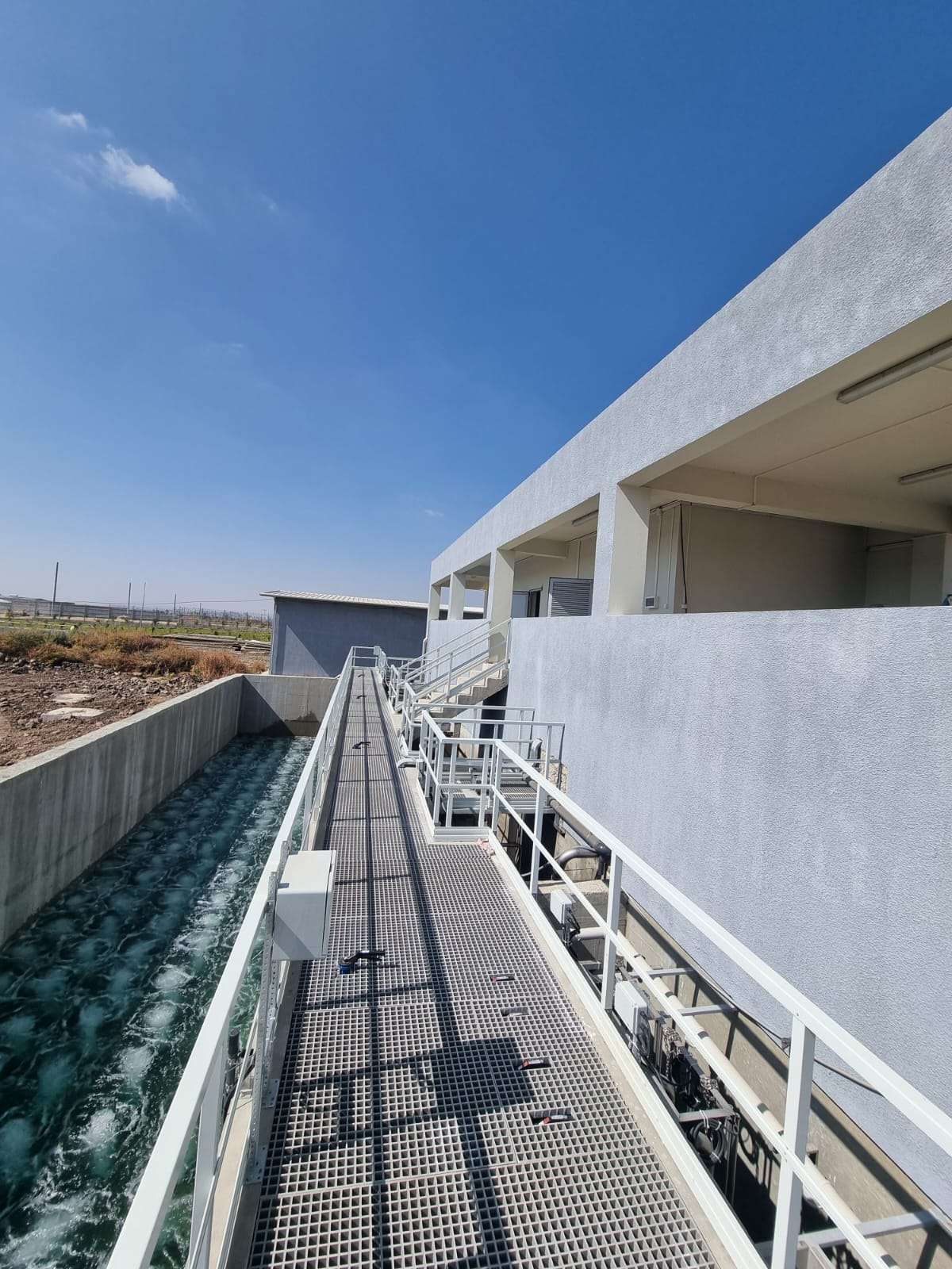 dc071618-c648-4c0f-883f-d556a5ad45ea