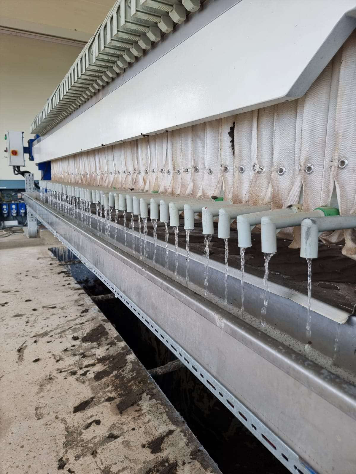 f23f5ee7-476f-4192-87a9-b036e2d24839